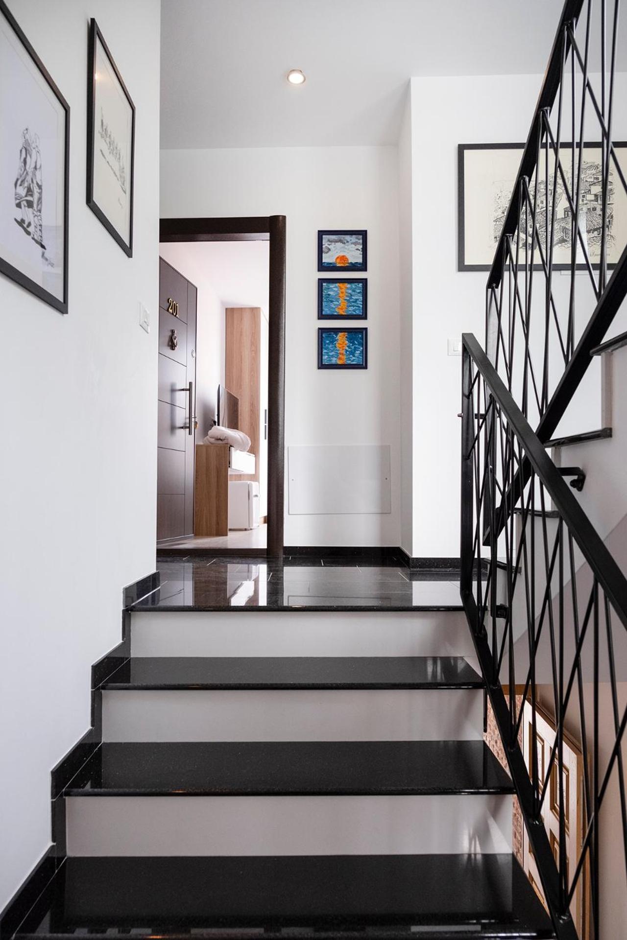 פריזרן Treva Hotel & Apartaments מראה חיצוני תמונה